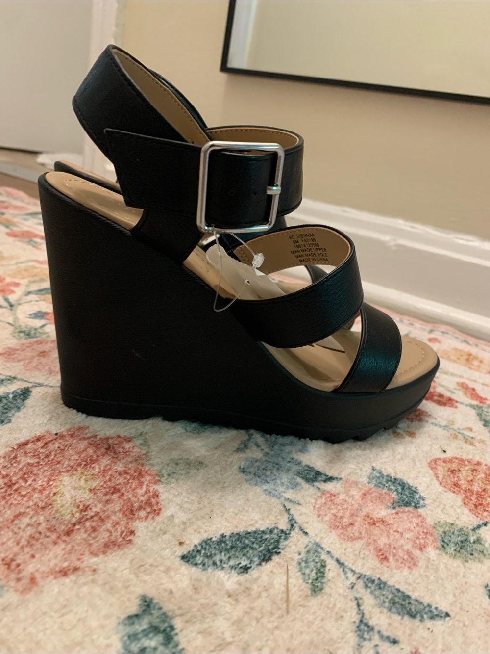 T.J.Maxx Black Triple-Strap Wedge Sandals NWT - Picture 4 of 9